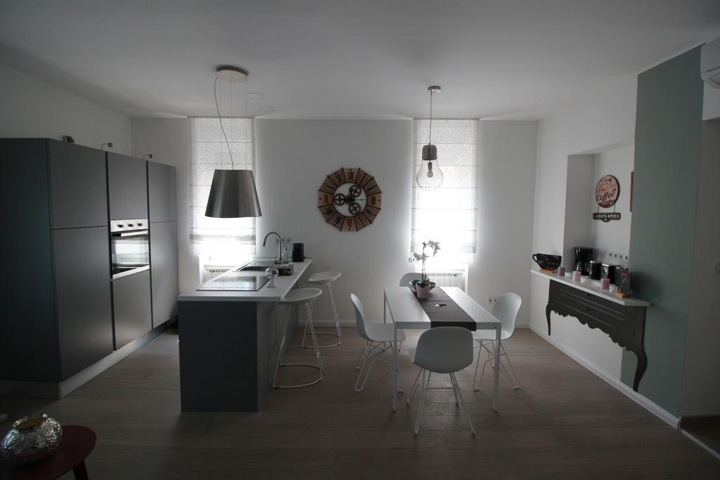 Apartman Stoosova Deluxe 자그레브 외부 사진
